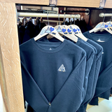 truE.2.mEyE.sElf {crEw}